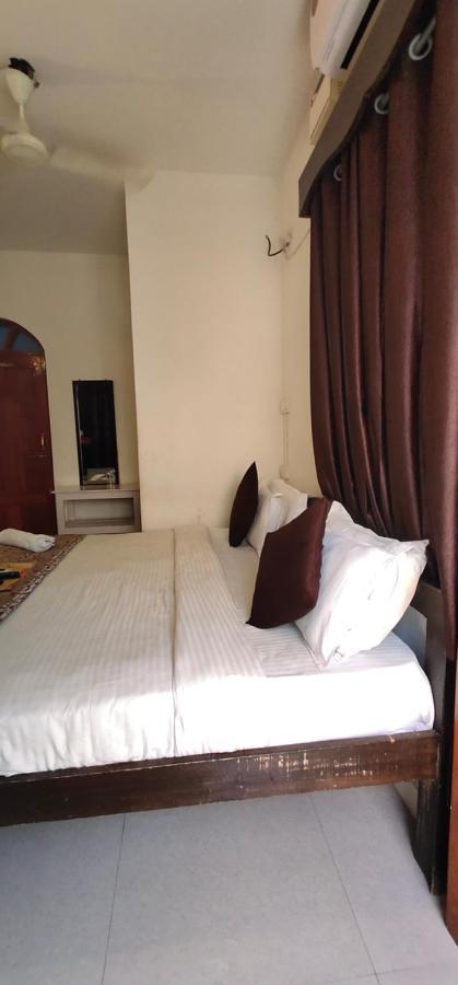 Rj14 Accommodations At Baga Beach Kültér fotó