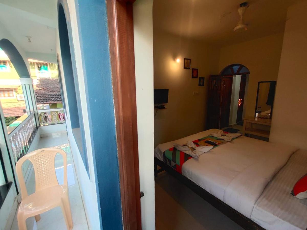 Rj14 Accommodations At Baga Beach Kültér fotó