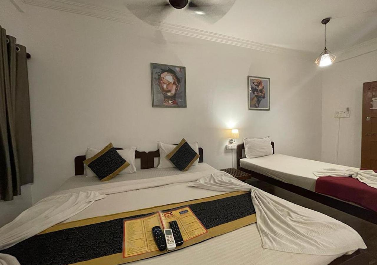 Rj14 Accommodations At Baga Beach Kültér fotó